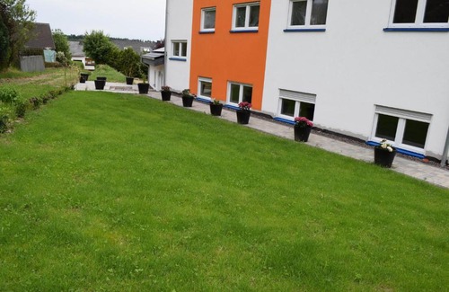 Unzenberg House | hunsruecker-fewo - Die Erlebnishütte - 2 Ferienwohnungen im Hunsrück in Unzenberg