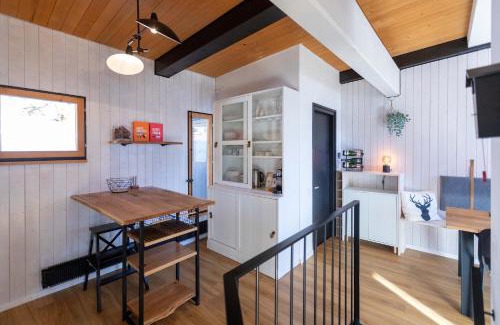 Alpe des Chaux House | Hunter Lodge by Gryon Confort