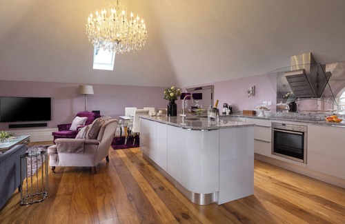 Boscundle Cottage | HUNTERS MOON, family friendly, luxury holiday cottage in Charlestown