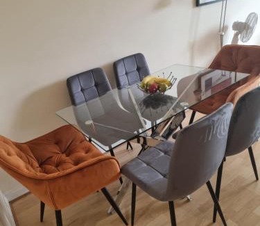 Reading House | Hunters Wharf River View by Select SA