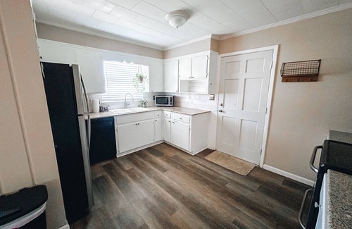 Clopton House | Hunting Lodging close to your Lease