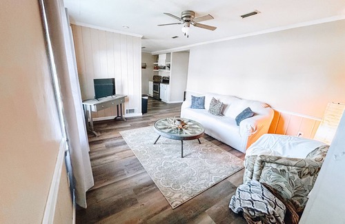Clopton House | Hunting Lodging close to your Lease
