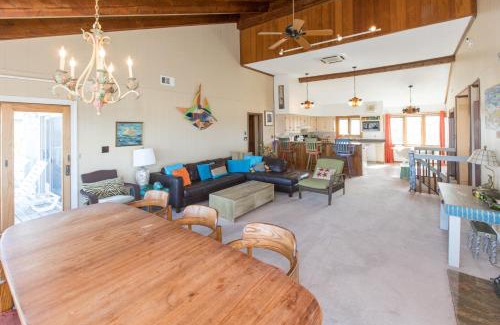 Sandbridge House | Hunts Good Time Haunt