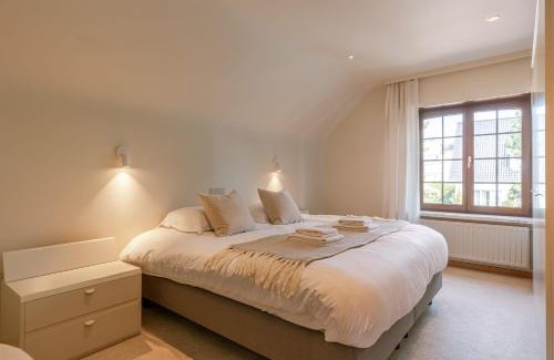 Koksijde-Bad Villa | Huswell - Charming Koksijde Villa Near the Beach