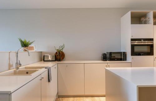 Ypres House | Huswell - House Tilo: A blend of heritage, scenery, and comfort for 8 Guests