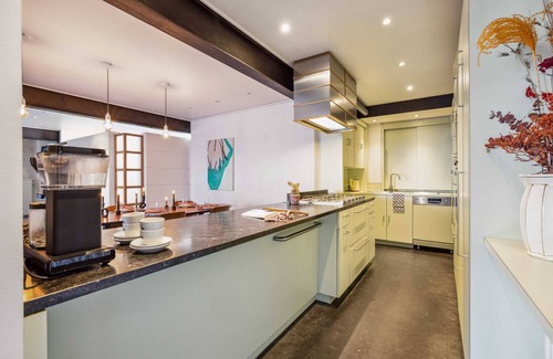 Muide Apartment | Huswell - Industrial loft near the center of Ghent
