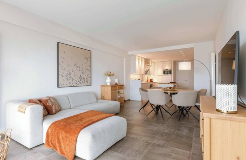 Lissewege Apartment | Huswell - Seaview apartment with spacious terrace in Zeebrugge
