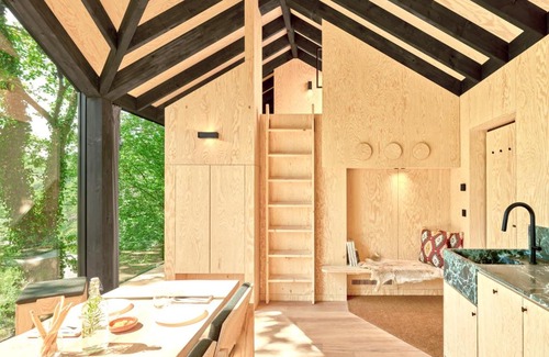 La Roche-en-Ardenne House | Hutstuf The Eagle & Private Outdoor Spa