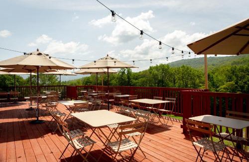 Brainard Other | Huttopia Berkshires