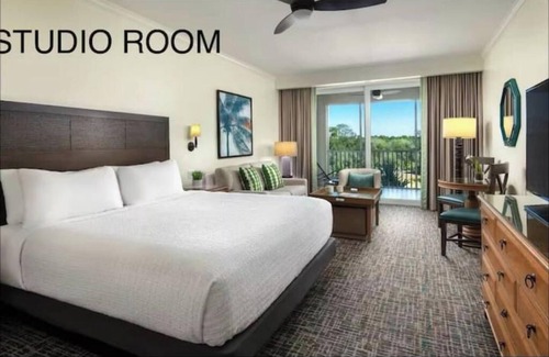 Estero Hotel | Hyatt Coconut Cove Studio Golf Lazy River