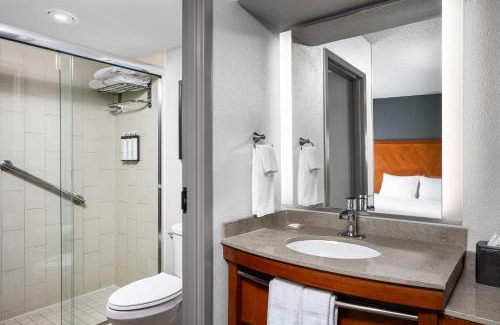 Wayne Hotel | Hyatt Place Indianapolis Airport
