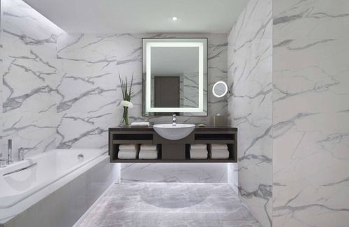 Yuzhong Hotel | Hyatt Regency Metropolitan Chongqing