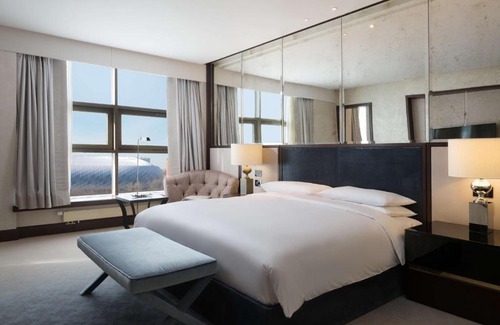 Airport District Hotel | Hyatt Regency Moscow Petrovsky Park