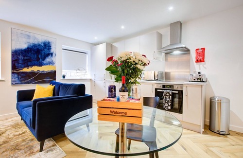 Cricket Green Apartment | Hybrid Resi - Mitcham