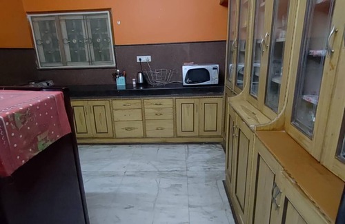 Ameerpet Apartment | Hyderabad Serenity Retreat - 3 Bdrm Apartment