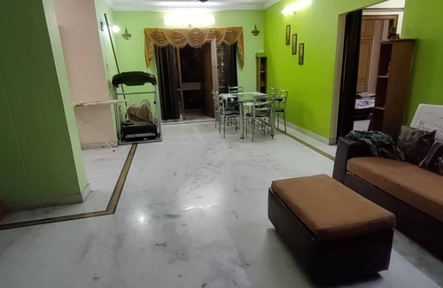 Ameerpet Apartment | Hyderabad Serenity Retreat - 3 Bdrm Apartment