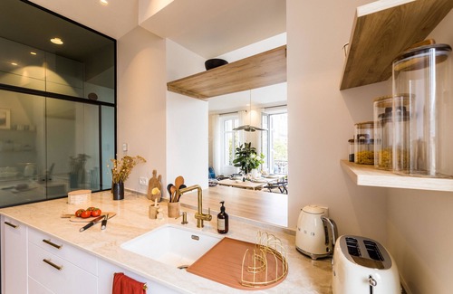 Behobie Apartment | HYGGE KEYWEEK Apt 2 bedrooms with parking in Biarritz city center