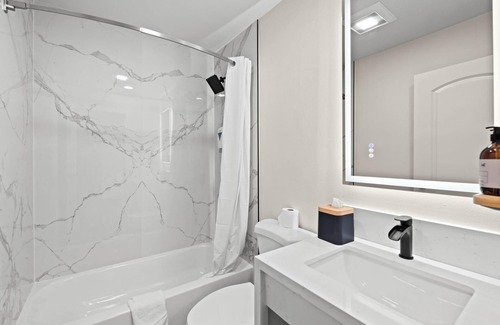 Harbor Hotel | Hyland Inn Long Beach