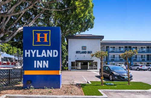 Lamanda Park Hotel | Hyland Inn near Pasadena Civic Center
