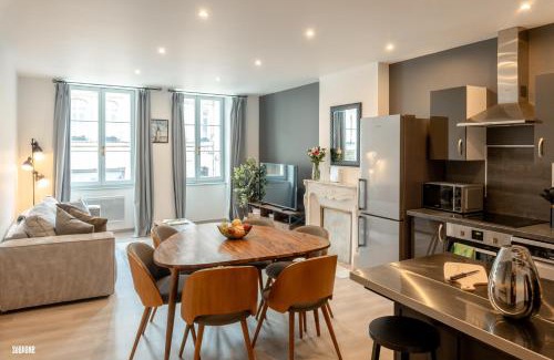 Pontarlier Apartment | Hypercentre, spacieux, authentique - Le haut Saugeais