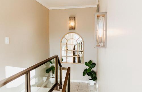 Britannia Bay House | Hypnotic Beach House