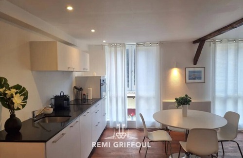 Enclos Apartment | Hypolite 3 | Beautiful Apartment | 80 meters from the Port of Honfleur | 4