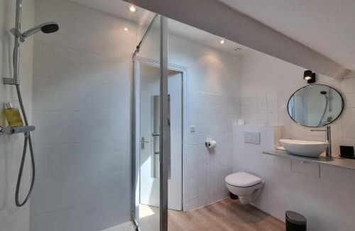 Enclos Apartment | Hypolite 5 Elegant Apartment 80 meters from Honfleur Port 2 guests
