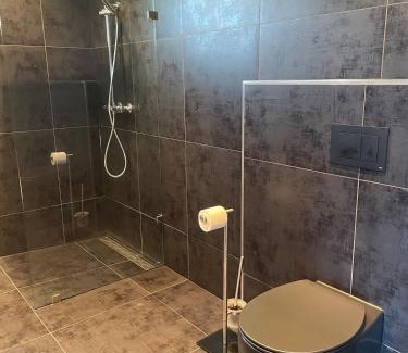 Bamble House | Hytte med sjøutsikt