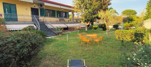 Mount Vesuvius - Pompei Apartment | I Giardini di Plinio - Elegante e Luminoso.