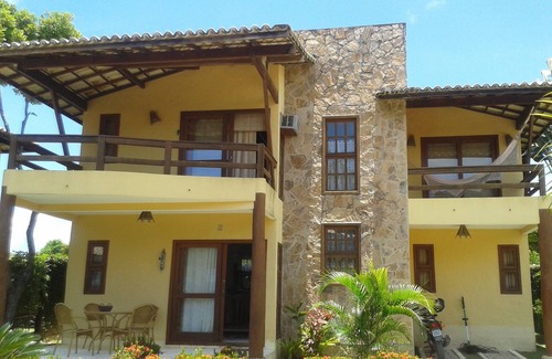 Arraial d'Ajuda House | I rent a beautiful house for the season, in a gated community, 24-hour concierge.