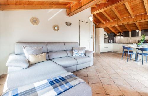 Brusimpiano Apartment | I Tre Sguardi
