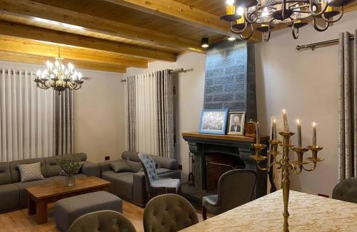 Iballe House | Iballe Guesthouse