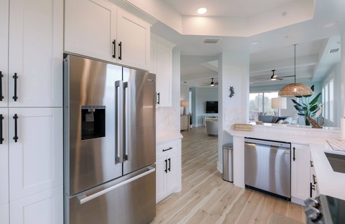 Sanctuary House | Ibis at the sanctuary A302