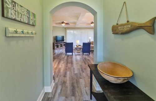 Sanctuary Apartment | Ibis At The Sanctuary A302