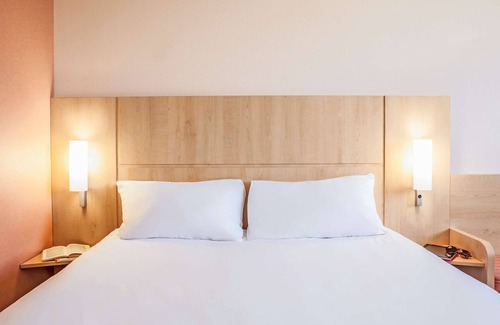 Ripollet Hotel | ibis Barcelona Ripollet
