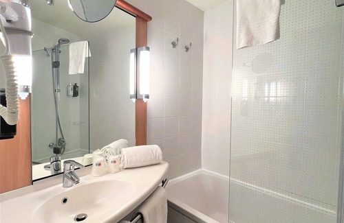 Ripollet Hotel | ibis Barcelona Ripollet
