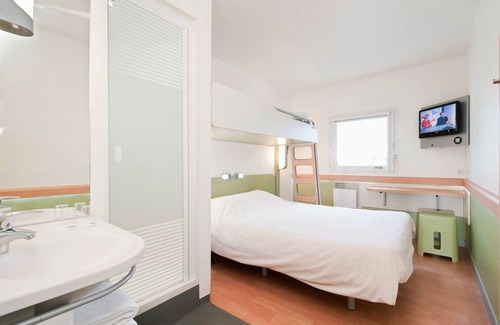 Le Pouzin Hotel | ibis budget Loriol le Pouzin