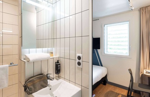 Perrache Hotel | ibis budget Lyon Confluence