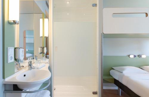 Am Riesenfeld Hotel | ibis budget Muenchen City Olympiapark
