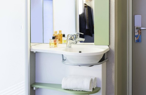 Glattbrugg Hotel | ibis budget Zurich Airport