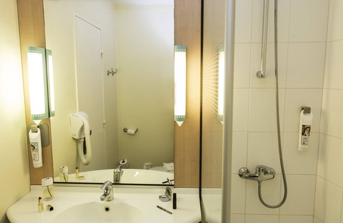 Essomes-sur-Marne Hotel | ibis Chateau Thierry