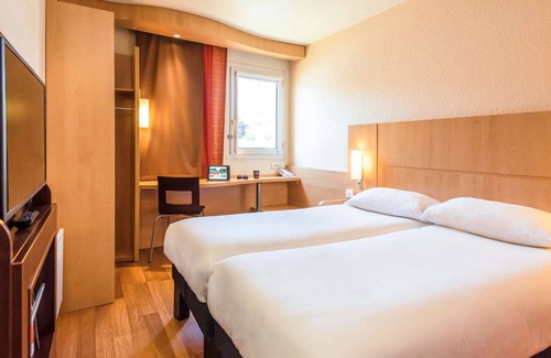 Essomes-sur-Marne Hotel | ibis Chateau Thierry