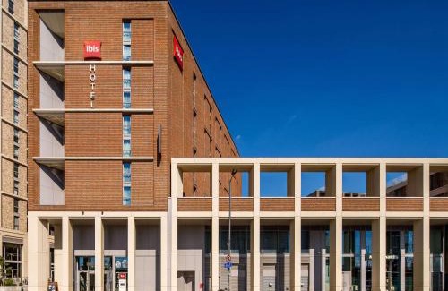 Canning Town Hotel | ibis London Canning Town