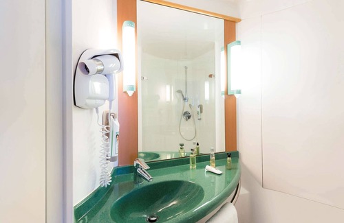 Livange Hotel | ibis Luxembourg Sud
