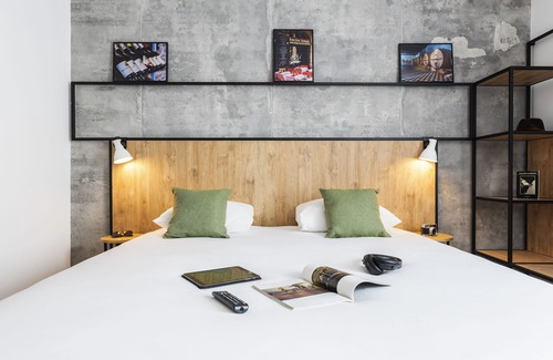 Saulaie - Claveliere Hotel | ibis Lyon Sud Oullins