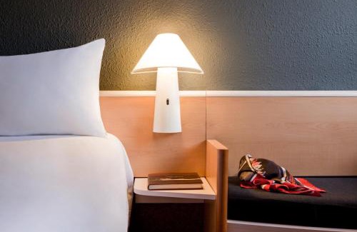 Sausheim Hotel | ibis Mulhouse Ile Napoleon