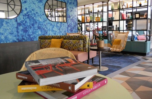 Center Hotel | ibis Styles Evry Courcouronnes Hotel and Events