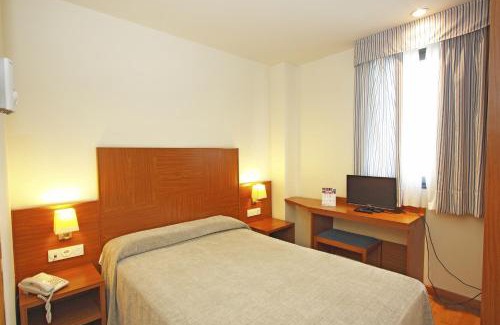 Noain Hotel | ibis Styles Pamplona Noain