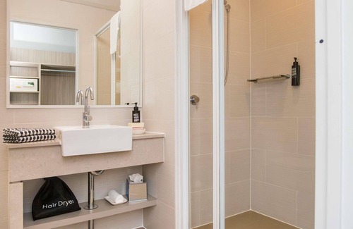 Long Jetty Hotel | ibis Styles The Entrance