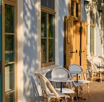 Monoszlo Bed & Breakfast | Icce Borbirtok - Wine, Dine & Rest